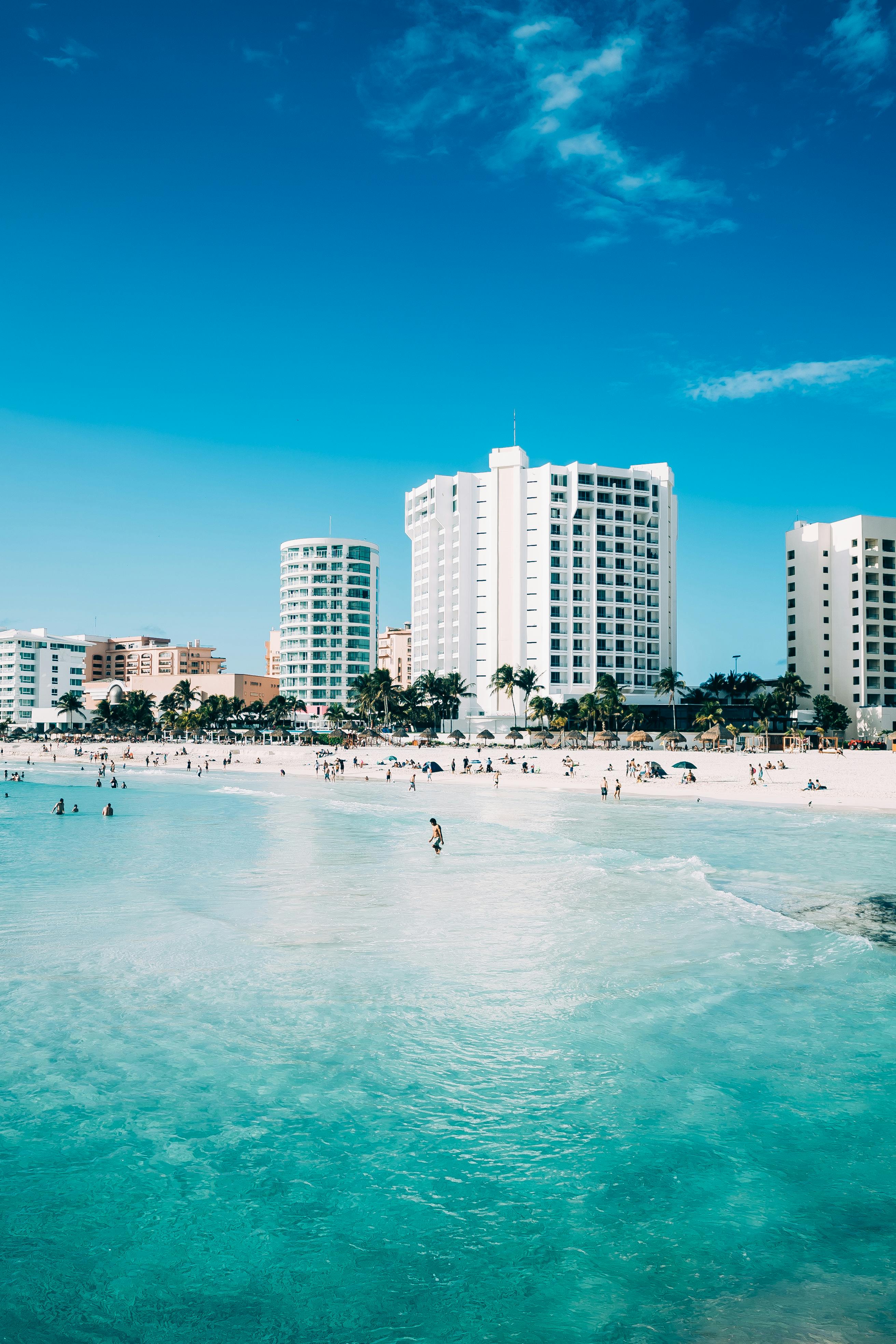 Chicago to Cancun